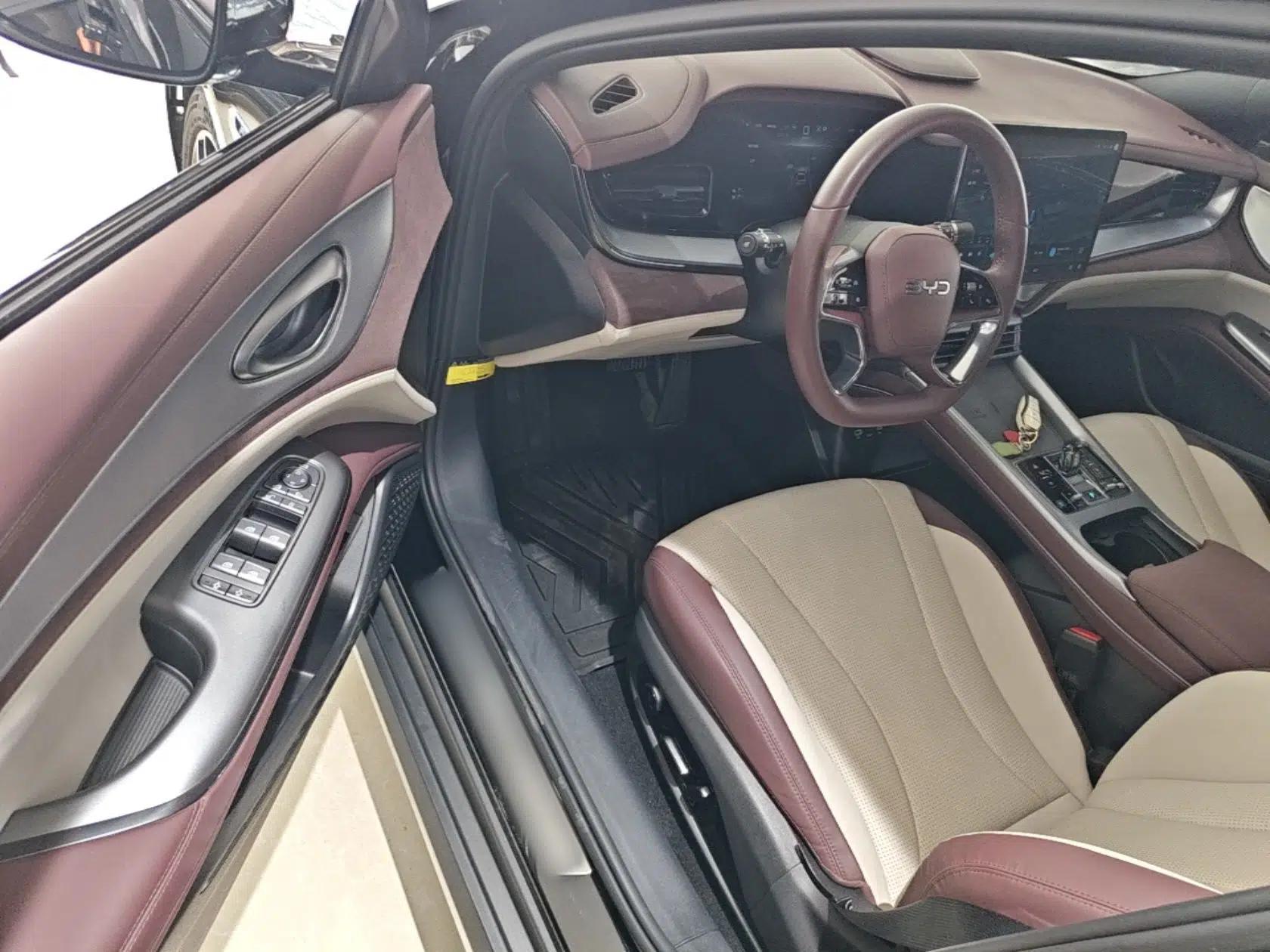 BYD Seal 07 DM-i 2025 DM-i 1.5L 125km Luxury Model — миниатюра 18