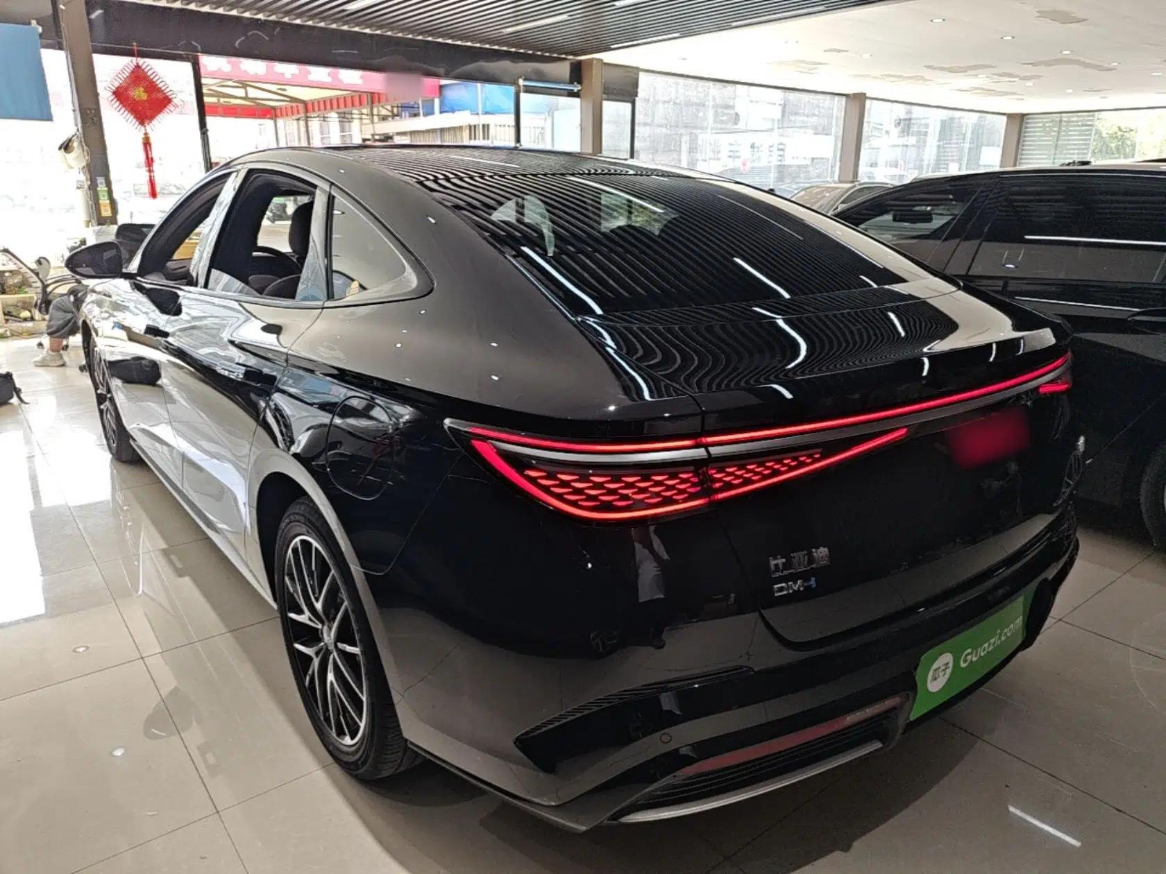 BYD Seal 07 DM-i 2025 DM-i 1.5L 125km Luxury Model — миниатюра 4