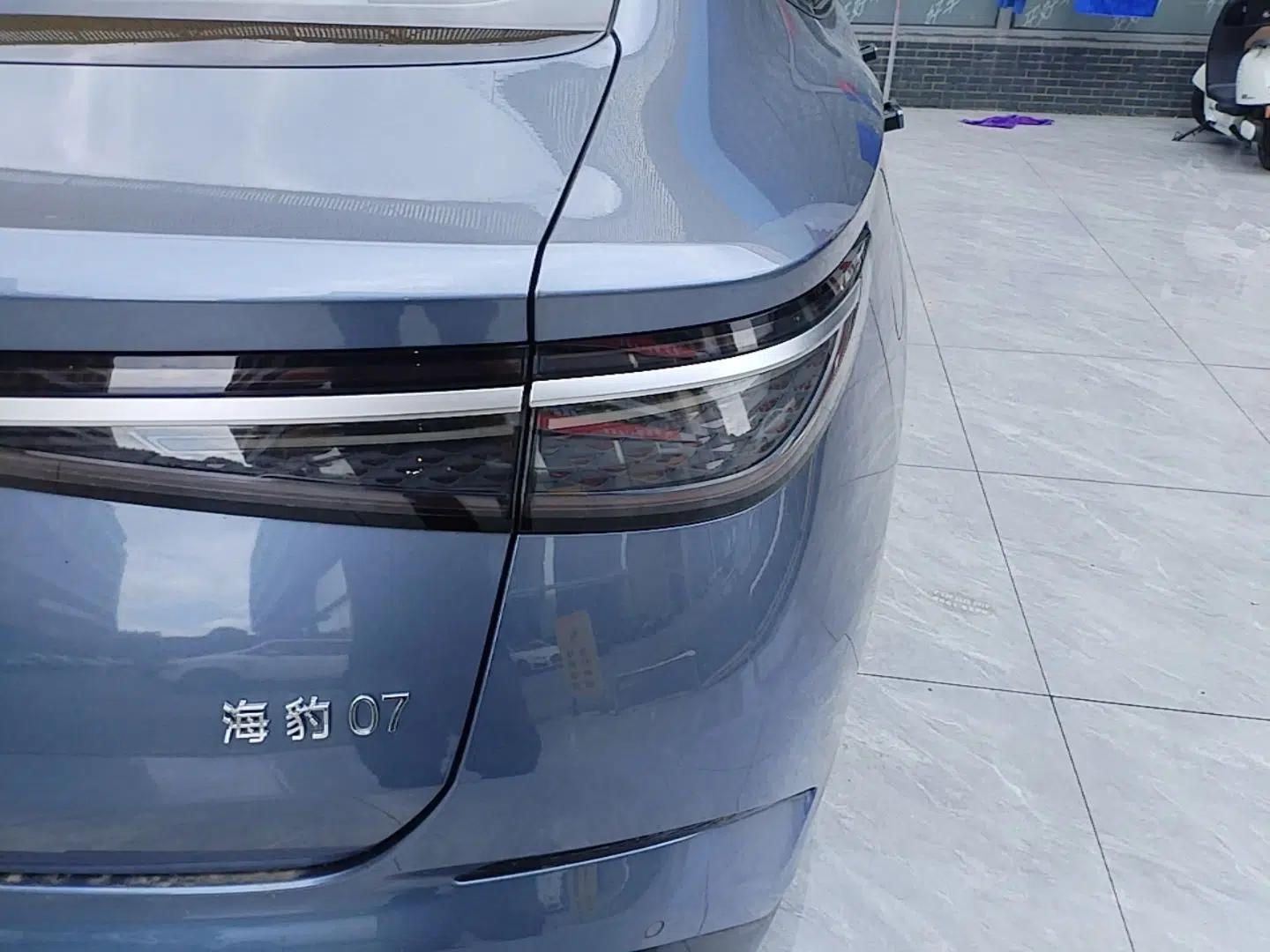 BYD Seal 07 DM-i 2025 DM-i 1.5L 125km Elite Model — миниатюра 9