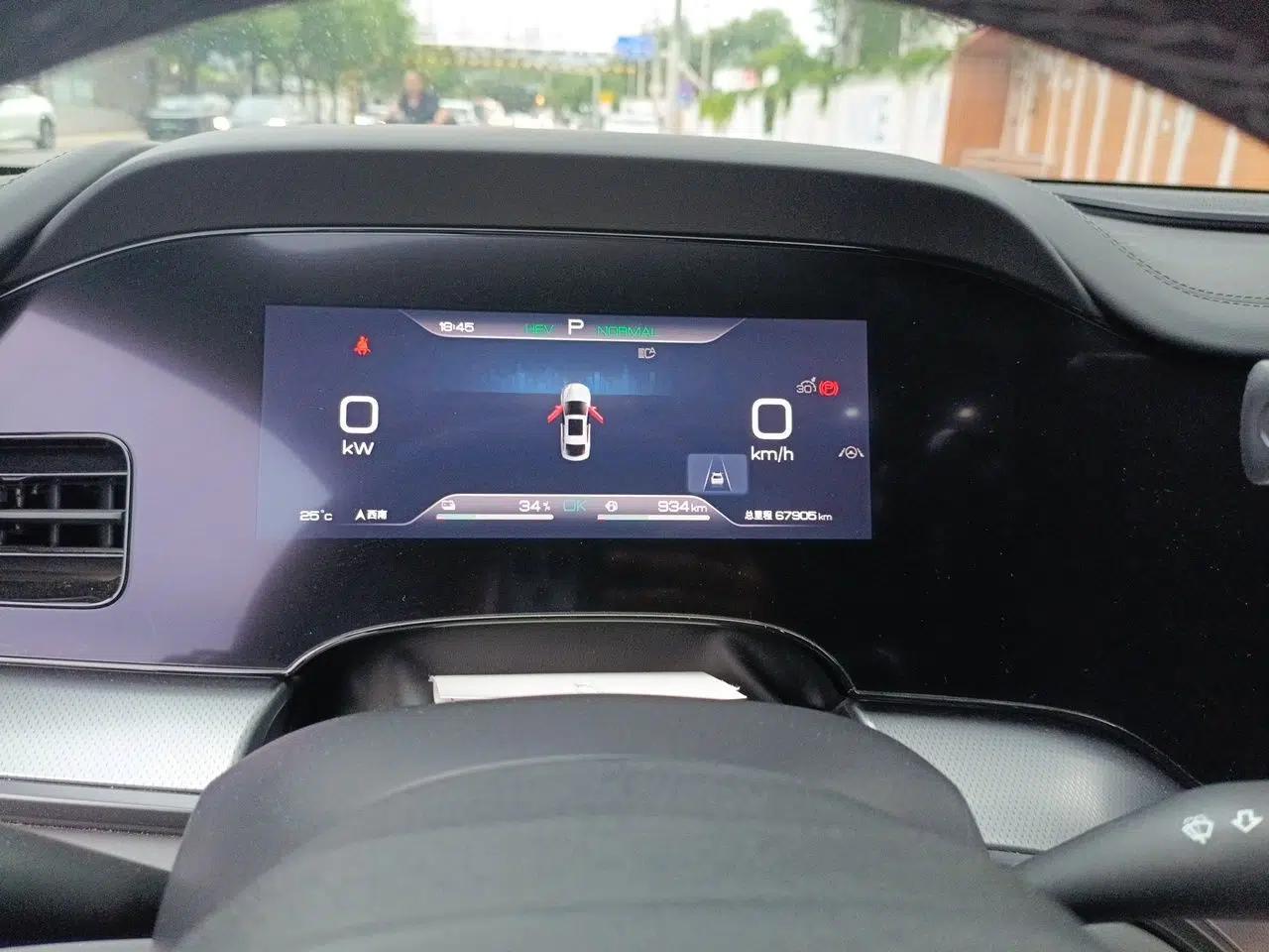 BYD Seal 07 DM-i 2025 DM-i 1.5L 70km Elite Model — миниатюра 11