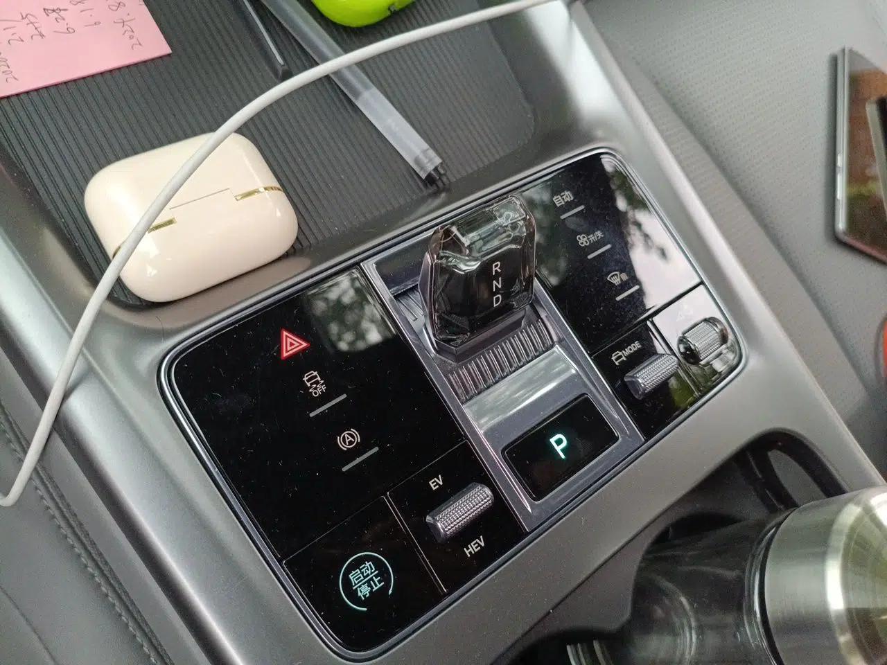 BYD Seal 07 DM-i 2025 DM-i 1.5L 70km Elite Model — миниатюра 14