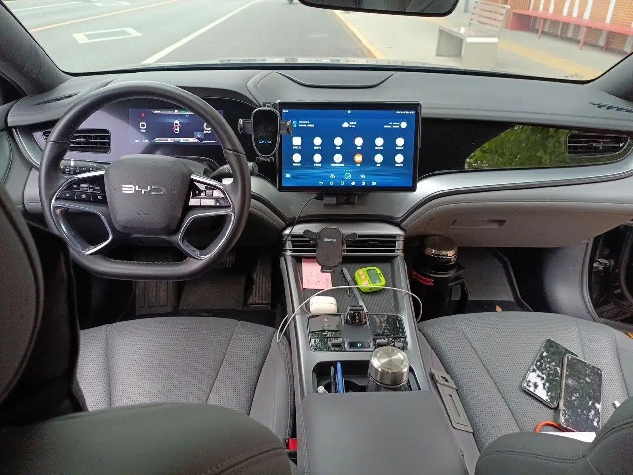 BYD Seal 07 DM-i 2025 DM-i 1.5L 70km Elite Model — миниатюра 9