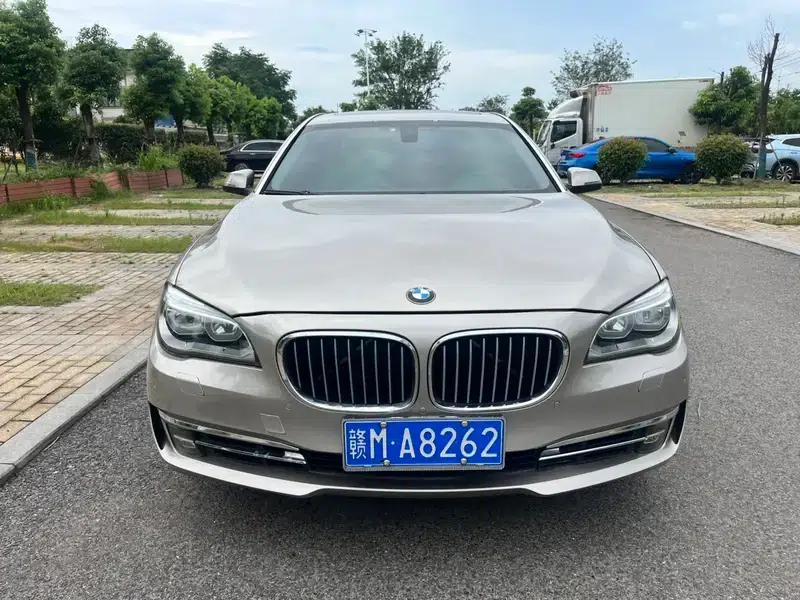 2013 BMW 7 Series 740Li Leading Edition — миниатюра 2