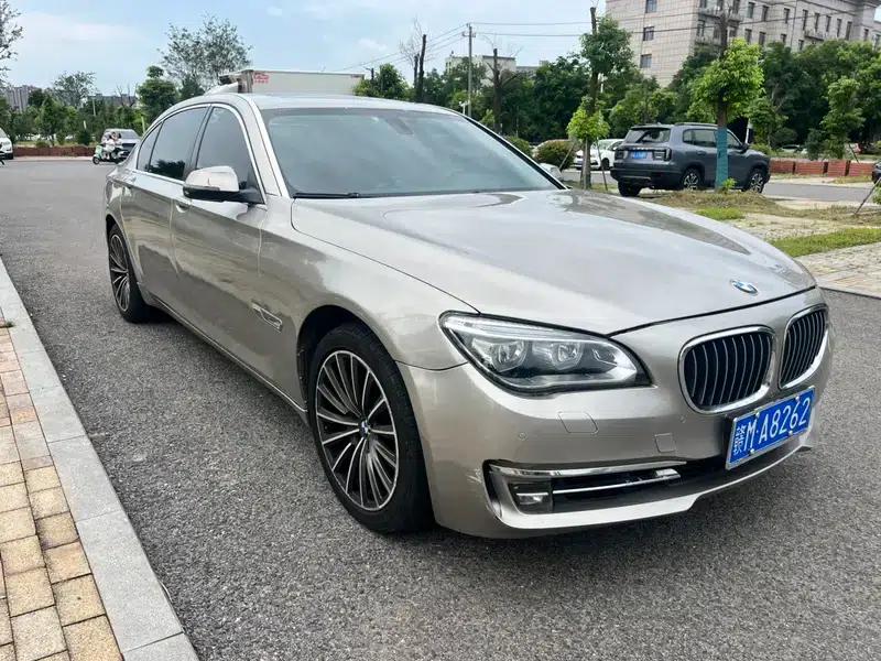 2013 BMW 7 Series 740Li Leading Edition — миниатюра 3