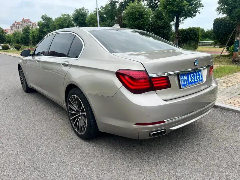 2013 BMW 7 Series 740Li Leading Edition — миниатюра 4