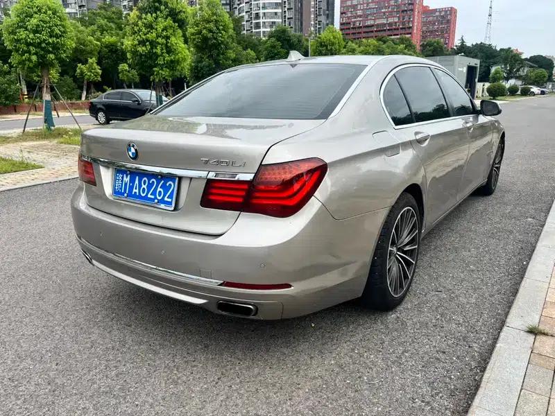 2013 BMW 7 Series 740Li Leading Edition — миниатюра 6