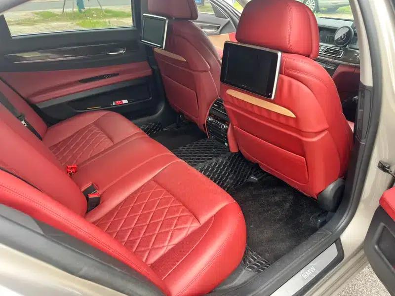 2013 BMW 7 Series 740Li Leading Edition — миниатюра 7