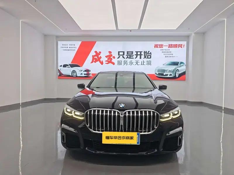 2019 BMW 7 Series 740Li Leading Edition M Sport Package — миниатюра 2
