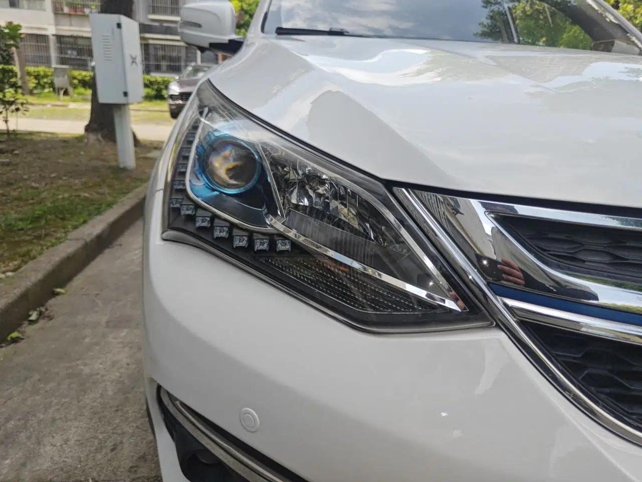 BYD Song New Energy 2017 Song DM 1.5TID All-Wheel Drive Luxury Model — миниатюра 7