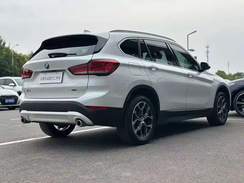 BMW X1 2021 sDrive25Li Leading Edition — миниатюра 6