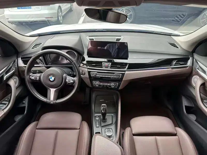 BMW X1 2021 sDrive25Li Leading Edition — миниатюра 10