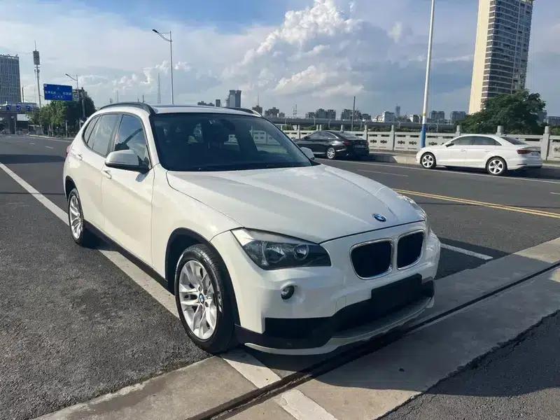 BMW X1 2014 sDrive18i Fashion Edition — миниатюра 3