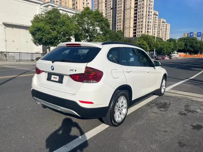 BMW X1 2014 sDrive18i Fashion Edition — миниатюра 6