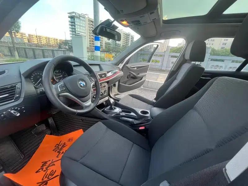 BMW X1 2014 sDrive18i Fashion Edition — миниатюра 8