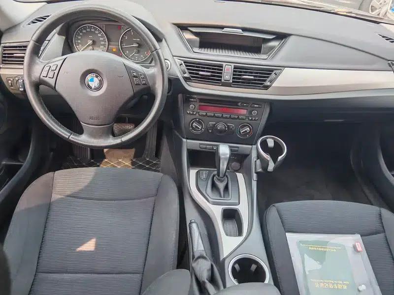 BMW X1 2014 sDrive18i Fashion Edition — миниатюра 10