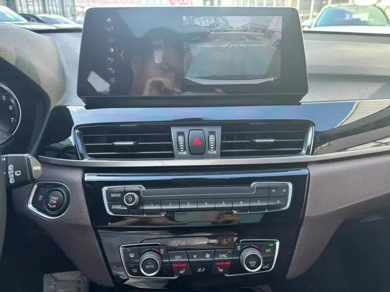 BMW X1 2022 sDrive20Li Premium — миниатюра 9