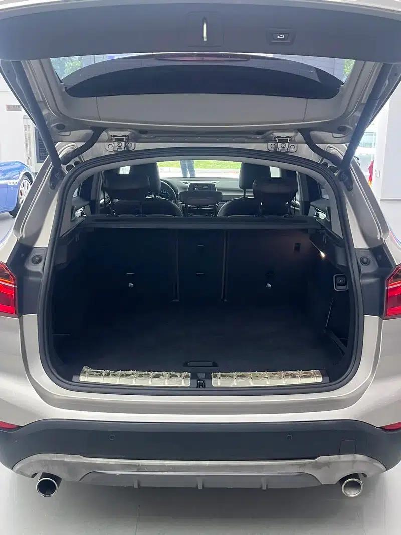 BMW X1 2018 sDrive18Li Premium — миниатюра 18