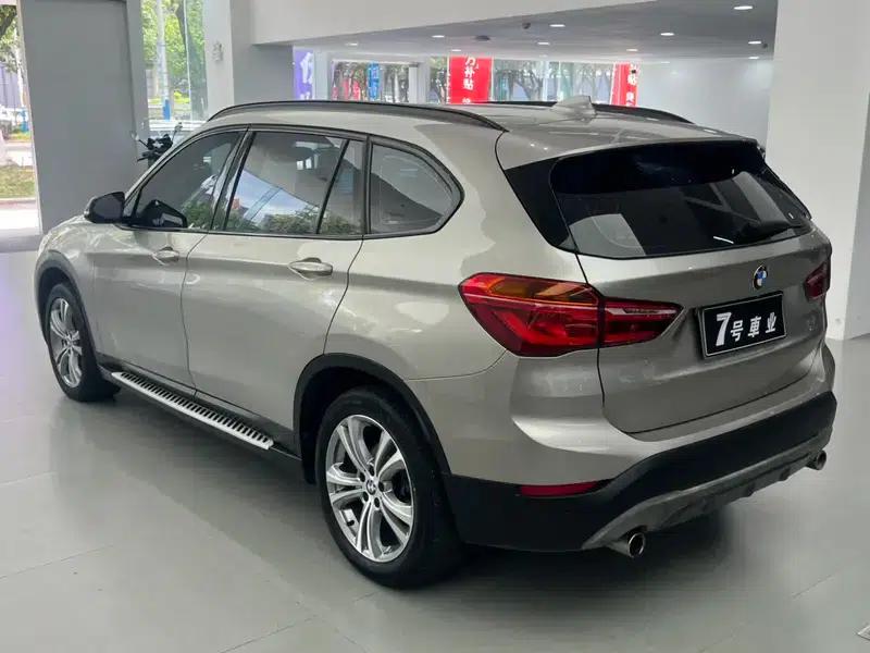 BMW X1 2018 sDrive18Li Premium — миниатюра 4