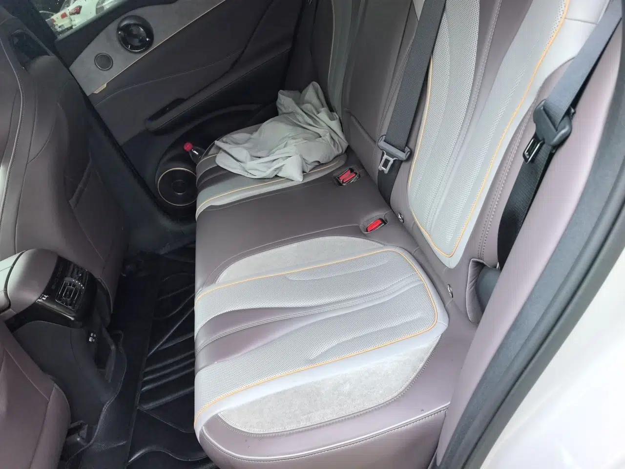 BYD Frigate 07 2023 DM-p 175 km Four-Wheel Drive Flagship Model — миниатюра 17