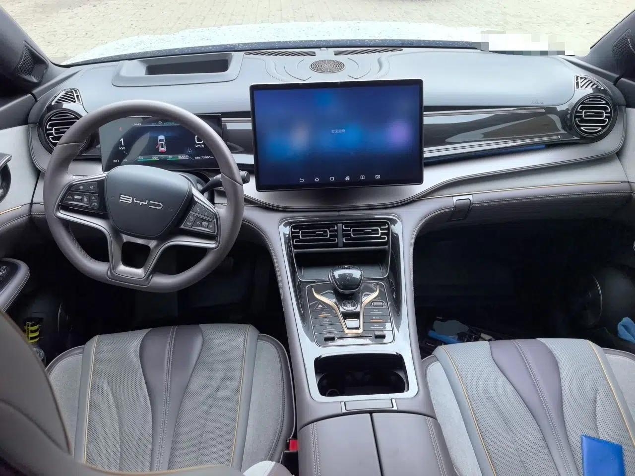 BYD Frigate 07 2023 DM-p 175 km Four-Wheel Drive Flagship Model — миниатюра 9