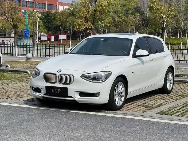 BMW 1 Series (Imported) 2013 Facelift 116i Leading Edition — миниатюра 1