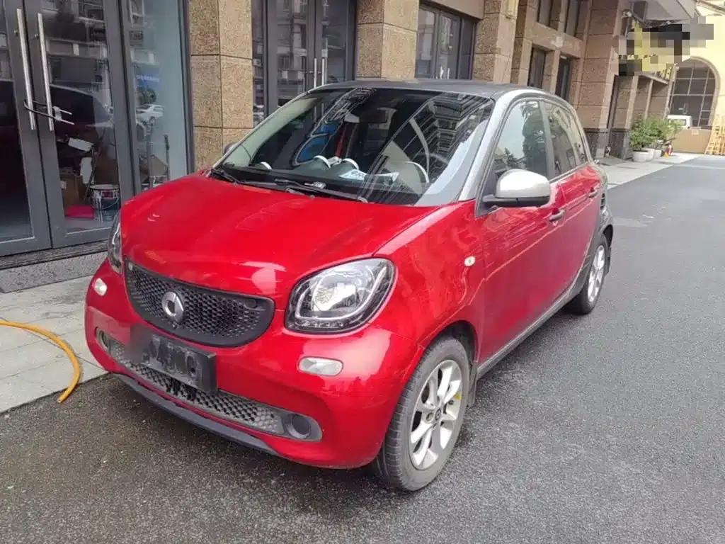 2016 Smart Forfour 1.0L 52kW Dynamic Edition — миниатюра 1