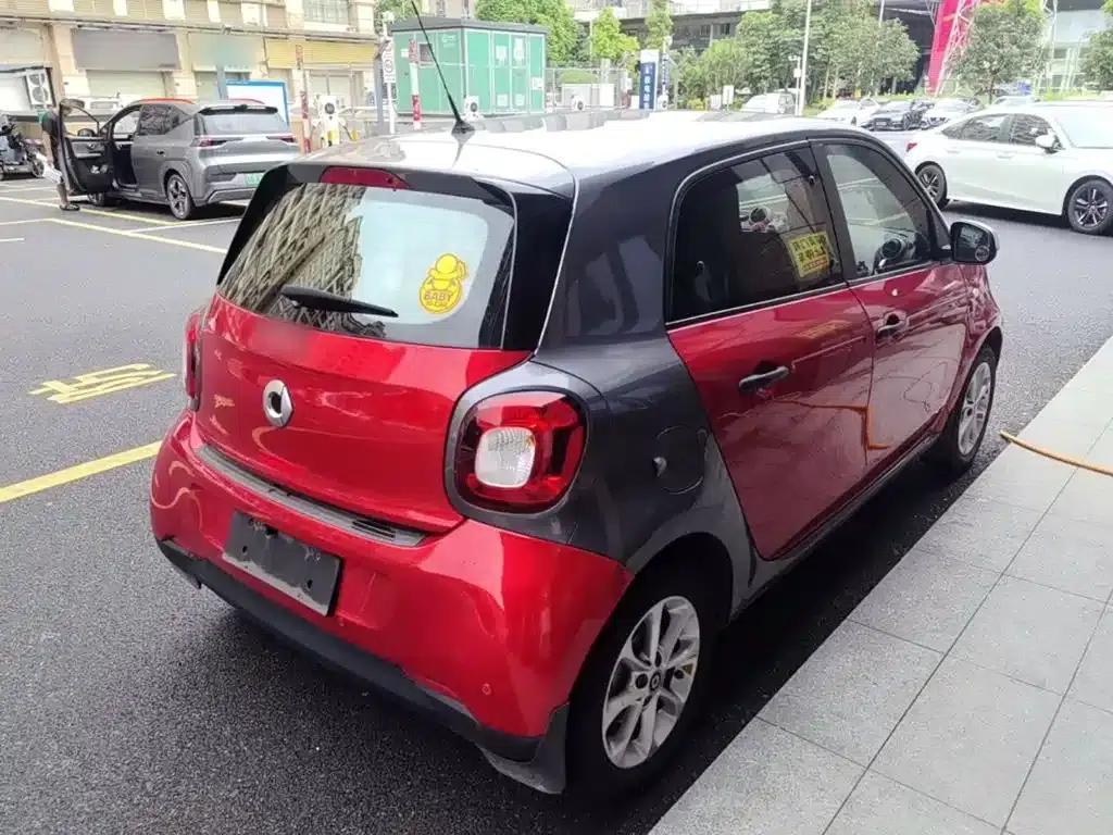 2016 Smart Forfour 1.0L 52kW Dynamic Edition — миниатюра 7
