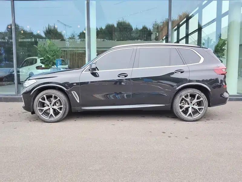 BMW X5 2022 Facelift xDrive 40Li M Sport Package — миниатюра 3