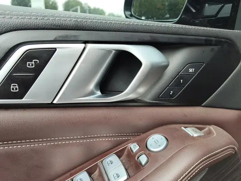 BMW X5 2022 Facelift xDrive 40Li M Sport Package — миниатюра 21