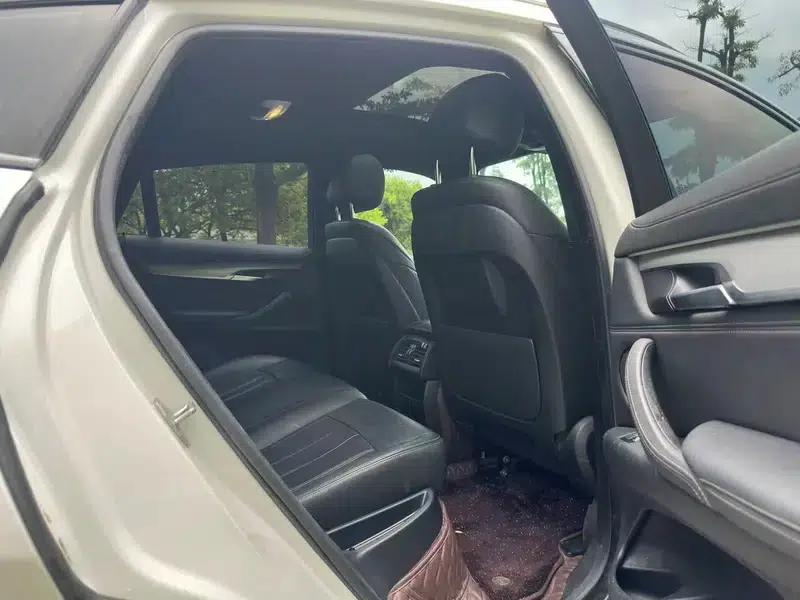 2019 BMW X6 xDrive28i M Sport Package — миниатюра 14