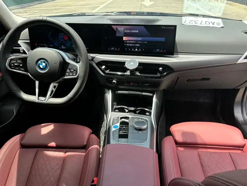 BMW i3 2025 eDrive35L — миниатюра 11