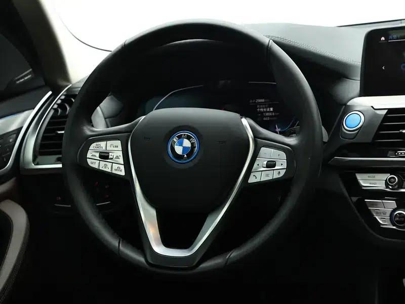 BMW iX3 2021 Leading Edition — миниатюра 16