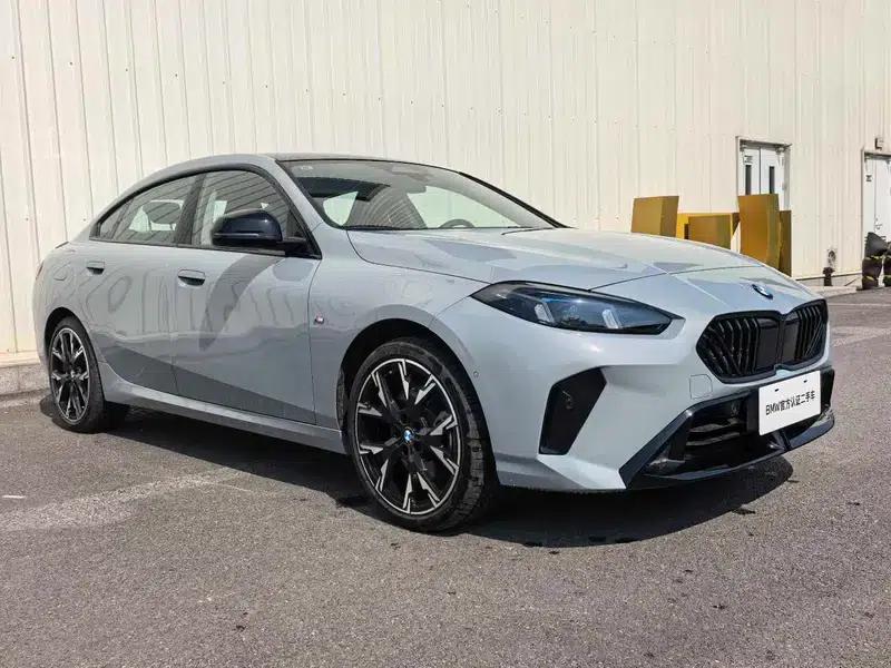 2025 BMW 2 Series 225L M Sport Shadow Edition — миниатюра 3