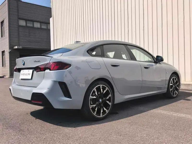 2025 BMW 2 Series 225L M Sport Shadow Edition — миниатюра 6