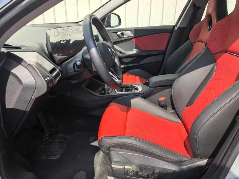 2025 BMW 2 Series 225L M Sport Shadow Edition — миниатюра 8