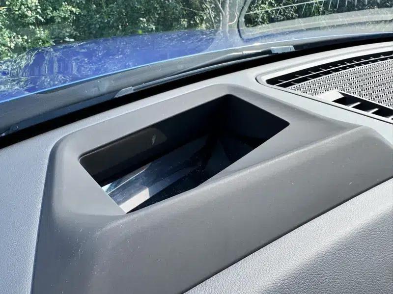 BMW iX1 2023 xDrive30L X Design Package — миниатюра 13