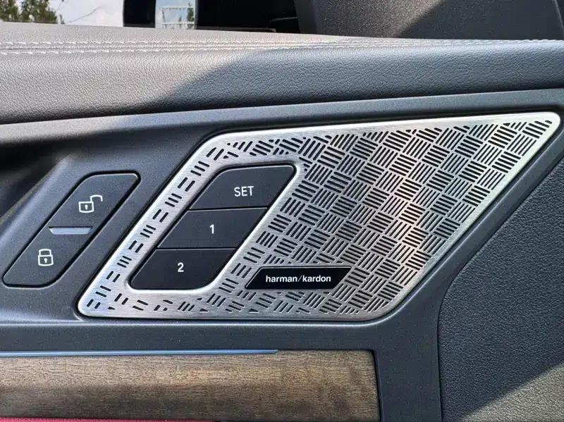 BMW iX1 2023 xDrive30L X Design Package — миниатюра 10