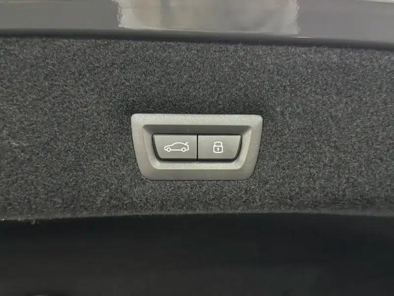 BMW i7 2023 xDrive60L Luxury Package — миниатюра 6