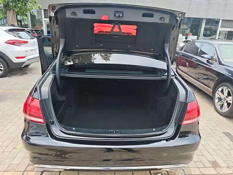2015 Mercedes-Benz E-Class E 200 L Sport — миниатюра 16