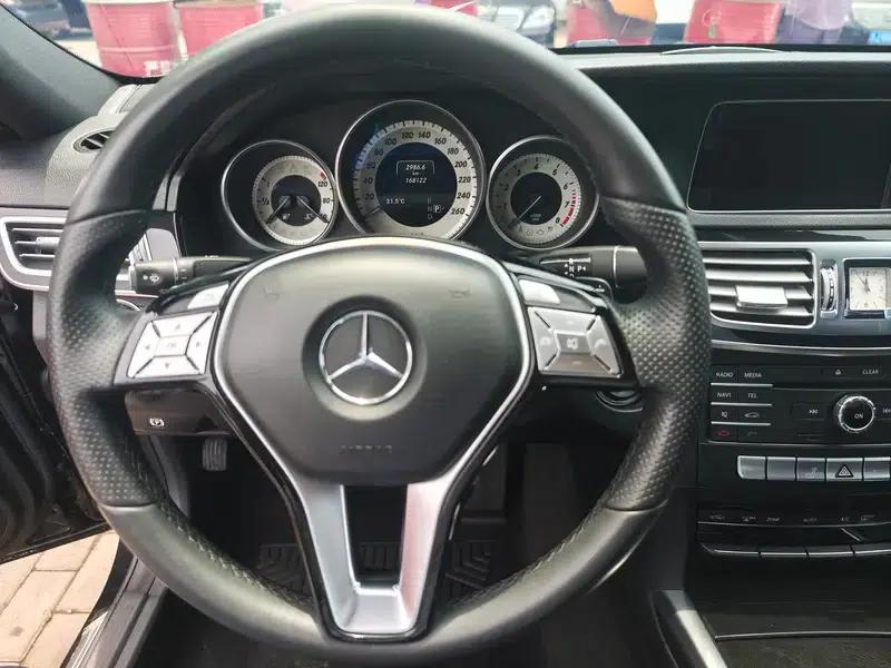 2015 Mercedes-Benz E-Class E 200 L Sport — миниатюра 10