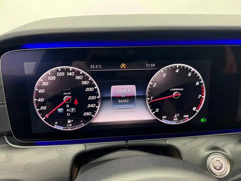 Mercedes-Benz E-Class 2018 Facelift E 300 L Fashion Model — миниатюра 10