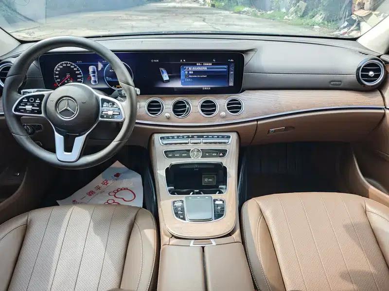Mercedes-Benz E-Class 2020 Facelift E 300 L Fashion Model — миниатюра 16