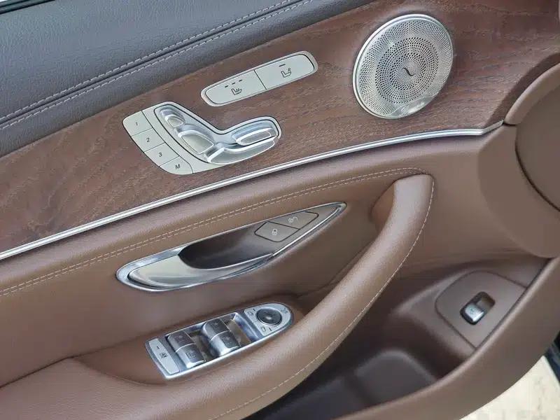 Mercedes-Benz E-Class 2020 Facelift E 300 L Fashion Model — миниатюра 23