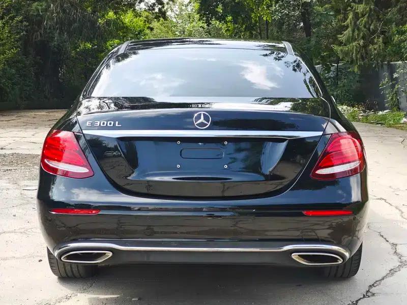 Mercedes-Benz E-Class 2020 Facelift E 300 L Fashion Model — миниатюра 6