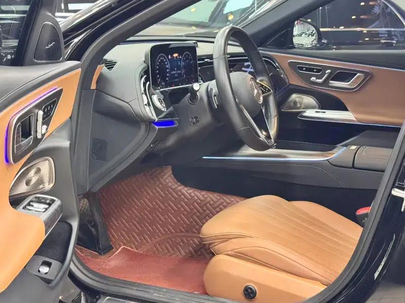 Mercedes-Benz E-Class 2026 E 300 L Luxury Sedan — миниатюра 18