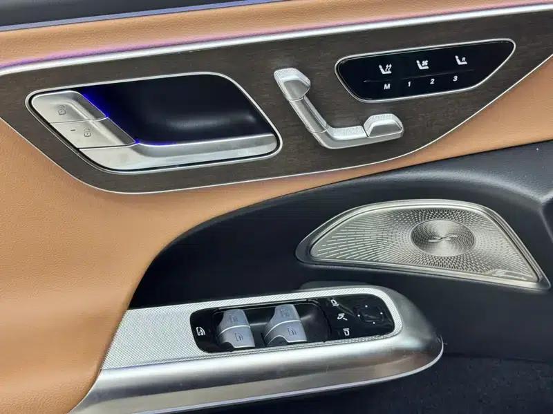 Mercedes-Benz E-Class 2026 E 300 L Luxury Sedan — миниатюра 21