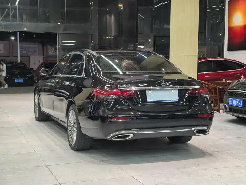 2022 Mercedes-Benz E-Class E 260 L Sedan — миниатюра 4