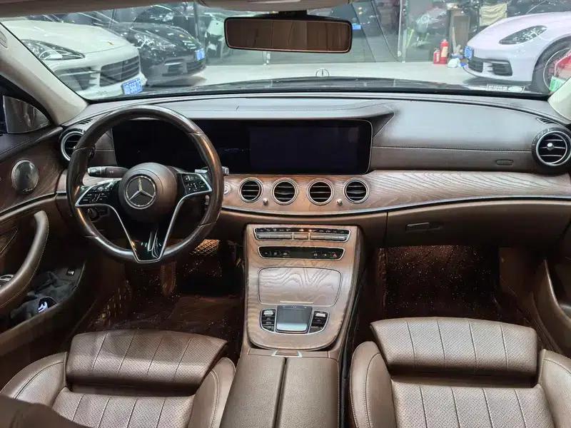 2022 Mercedes-Benz E-Class E 260 L Sedan — миниатюра 7