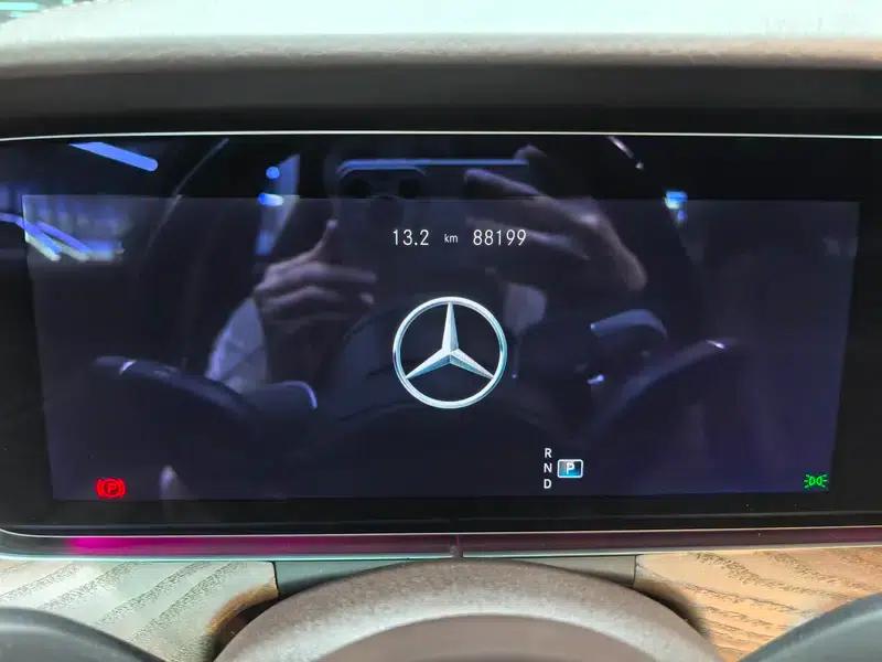 2022 Mercedes-Benz E-Class E 260 L Sedan — миниатюра 8