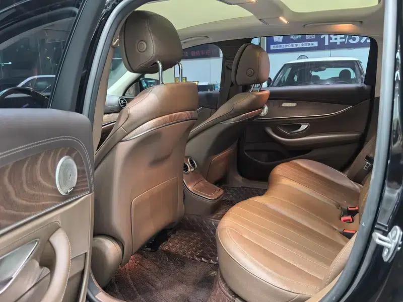 2022 Mercedes-Benz E-Class E 260 L Sedan — миниатюра 10